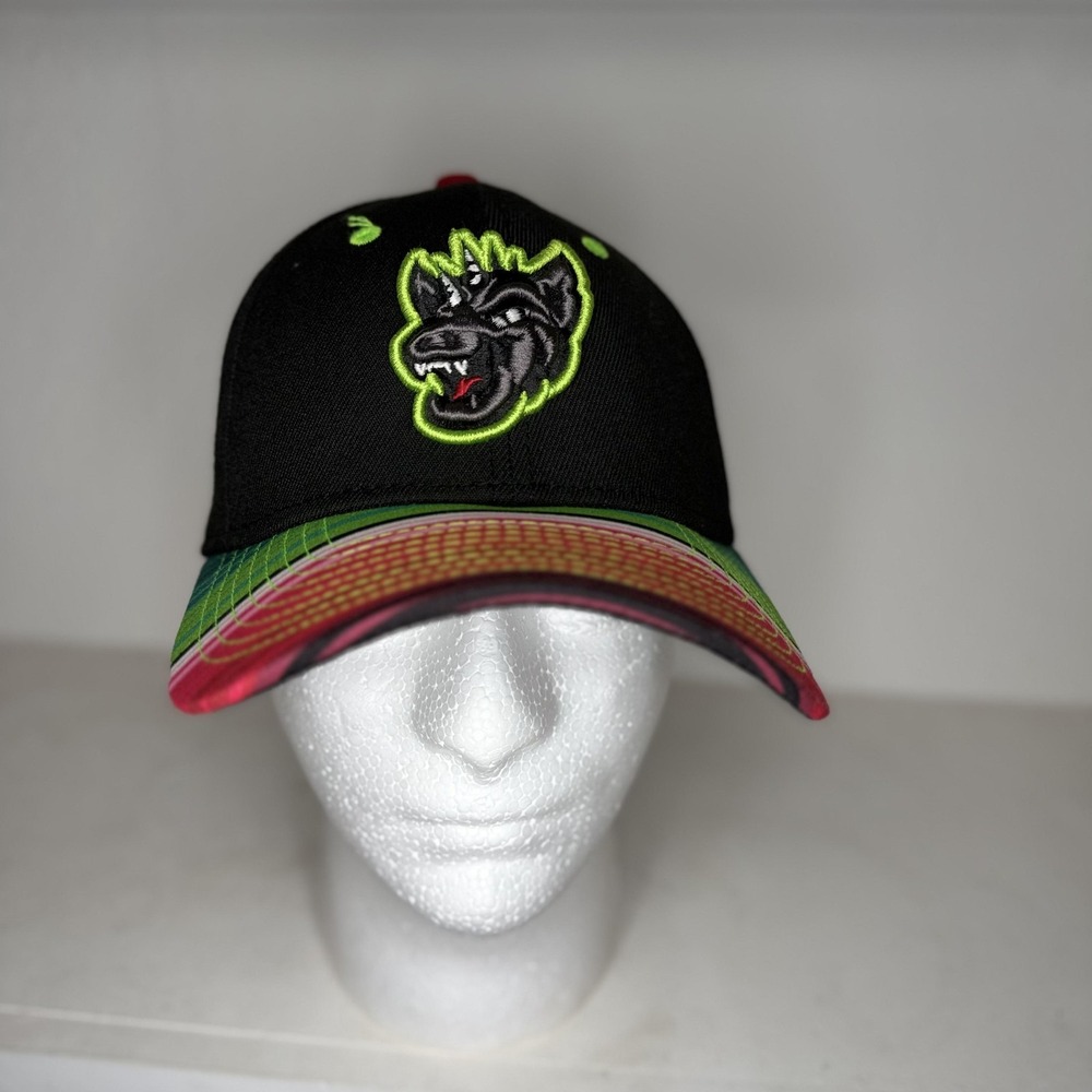 Round Rock Chupacabras Hat Cap Fitted Mens‎ Medium Black MILB Baseball New Era